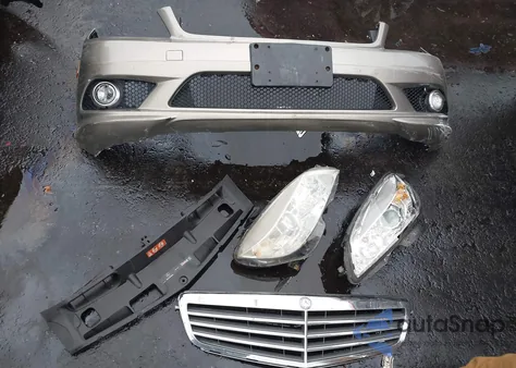 2009 Mercedes-Benz C 300 Luxury 4Matic/Sport 4Matic from USA, damaged, VIN WDDGF81X69F279476